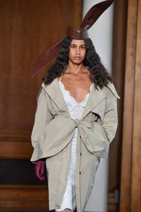 Mercedes-Benz Fashion Week de Madrid - 17 Sep 2025 A model walks the runway wearing a design by PALOMO SPAIN during the Mercedes-Benz Fashion Week de Madrid in IFERMA. Madrid Spain Copyright: xAtilanoxGarciax xSOPAxImagesx FOTO48273