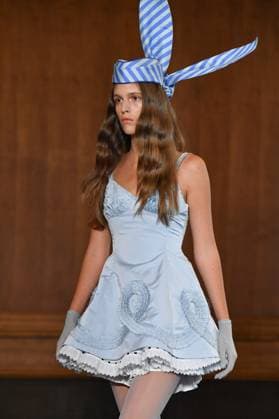 Mercedes-Benz Fashion Week de Madrid - 17 Sep 2025 A model walks the runway wearing a design by PALOMO SPAIN during the Mercedes-Benz Fashion Week de Madrid in IFERMA. Madrid Spain Copyright: xAtilanoxGarciax xSOPAxImagesx FOTO48291