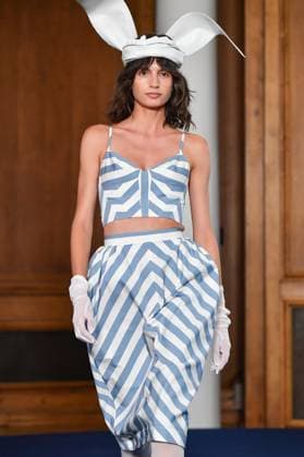 Mercedes-Benz Fashion Week de Madrid - 17 Sep 2025 A model walks the runway wearing a design by PALOMO SPAIN during the Mercedes-Benz Fashion Week de Madrid in IFERMA. Madrid Spain Copyright: xAtilanoxGarciax xSOPAxImagesx FOTO48293