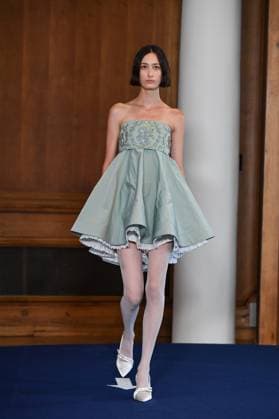 Mercedes-Benz Fashion Week de Madrid - 17 Sep 2025 A model walks the runway wearing a design by PALOMO SPAIN during the Mercedes-Benz Fashion Week de Madrid in IFERMA. Madrid Spain Copyright: xAtilanoxGarciax xSOPAxImagesx FOTO48313