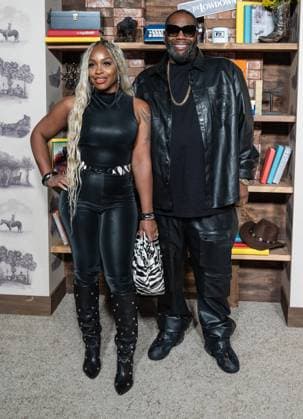 September 17, 2025, Bronx, New York, USA: Michael Killer Mike Render (R) attends FX premiere of The Lowdown on Hulu at Brooklyn Academy of Music in New York, NY on September 17, 2025. Bronx USA - ZUMAr339 20250917_znp_r339_061 Copyright: xLevxRadinx