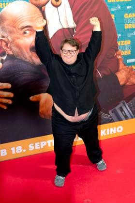 Nico Randel at the premiere of the feature film Ganzer halber Bruder at Holi Kino Hamburg, 17 09 2025 Foto:xK.xRichter xFuturexImagex bruder_hh_5938