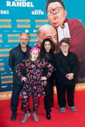 Christoph Maria Herbst, Neele Buchholz, Sesede Terziyan and Nico Randel at the premiere of the feature film Ganzer halber Bruder at Holi Kino Hamburg, 17 09 2025 Foto:xK.xRichter xFuturexImagex bruder_hh_5945