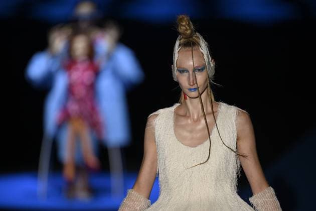 Mercedes-Benz Fashion Week Madrid 2026 MADRID, SPAIN - SEPTEMBER 18: A model walks the runway to present a creation during the Agatha Ruiz de la Prada show at Mercedes-Benz Fashion Week Madrid 2026 Spring Summer at IFEMA in Madrid, Spain on September 18, 2025. Burak Akbulut Anadolu Madrid Spain. Editorial use only. Please get in touch for any other usage.  Copyright: x2025xAnadoluxBurakxAkbulutx