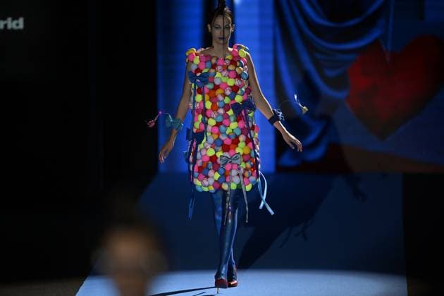 Mercedes-Benz Fashion Week Madrid 2026 MADRID, SPAIN - SEPTEMBER 18: A model walks the runway to present a creation during the Agatha Ruiz de la Prada show at Mercedes-Benz Fashion Week Madrid 2026 Spring Summer at IFEMA in Madrid, Spain on September 18, 2025. Burak Akbulut Anadolu Madrid Spain. Editorial use only. Please get in touch for any other usage.  Copyright: x2025xAnadoluxBurakxAkbulutx