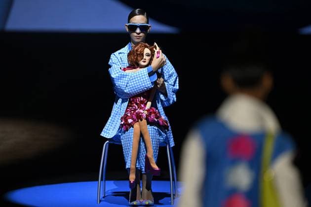 Mercedes-Benz Fashion Week Madrid 2026 MADRID, SPAIN - SEPTEMBER 18: A model walks the runway to present a creation during the Agatha Ruiz de la Prada show at Mercedes-Benz Fashion Week Madrid 2026 Spring Summer at IFEMA in Madrid, Spain on September 18, 2025. Burak Akbulut Anadolu Madrid Spain. Editorial use only. Please get in touch for any other usage.  Copyright: x2025xAnadoluxBurakxAkbulutx