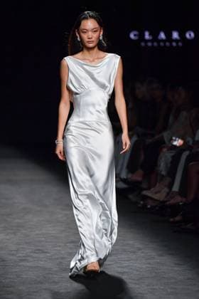 Claro Couture A model walks the runway wearing a design by Claro Couture during Mercedes-Benz Fashion Week de Madrid in IFERMA, 18 de septiembre 2025 Spain Featuring: A model walks the runway wearing a design by Claro Couture during Mercedes-Benz Fashion Week de Madrid in IFERMA, 18 septiembre 2025 Spain Where: Madrid, Spain When: 18 Sep 2025 Credit: Oscar Gonzalez WENN Madrid Spain Copyright: xOscarxGonzalez WENNx wenn40656934 OFA ZOJx wenn40656934