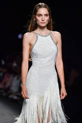 Claro Couture A model walks the runway wearing a design by Claro Couture during Mercedes-Benz Fashion Week de Madrid in IFERMA, 18 de septiembre 2025 Spain Featuring: A model walks the runway wearing a design by Claro Couture during Mercedes-Benz Fashion Week de Madrid in IFERMA, 18 septiembre 2025 Spain Where: Madrid, Spain When: 18 Sep 2025 Credit: Oscar Gonzalez WENN Madrid Spain Copyright: xOscarxGonzalez WENNx wenn40656940 OFA ZOJx wenn40656940
