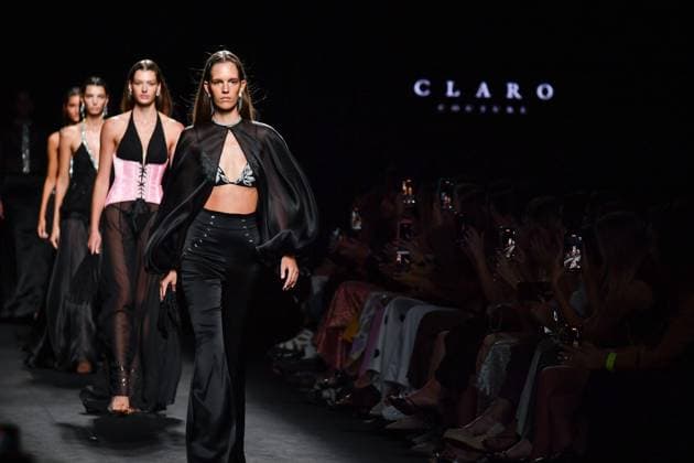 Claro Couture A model walks the runway wearing a design by Claro Couture during Mercedes-Benz Fashion Week de Madrid in IFERMA, 18 de septiembre 2025 Spain Featuring: A model walks the runway wearing a design by Claro Couture during Mercedes-Benz Fashion Week de Madrid in IFERMA, 18 septiembre 2025 Spain Where: Madrid, Spain When: 18 Sep 2025 Credit: Oscar Gonzalez WENN Madrid Spain Copyright: xOscarxGonzalez WENNx wenn40656946 OFA ZOJx wenn40656946