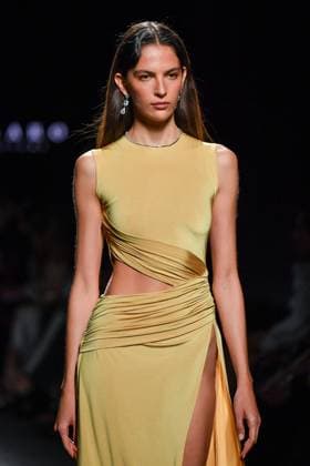 Claro Couture A model walks the runway wearing a design by Claro Couture during Mercedes-Benz Fashion Week de Madrid in IFERMA, 18 de septiembre 2025 Spain Featuring: A model walks the runway wearing a design by Claro Couture during Mercedes-Benz Fashion Week de Madrid in IFERMA, 18 septiembre 2025 Spain Where: Madrid, Spain When: 18 Sep 2025 Credit: Oscar Gonzalez WENN Madrid Spain Copyright: xOscarxGonzalez WENNx wenn40656907 OFA ZOJx wenn40656907