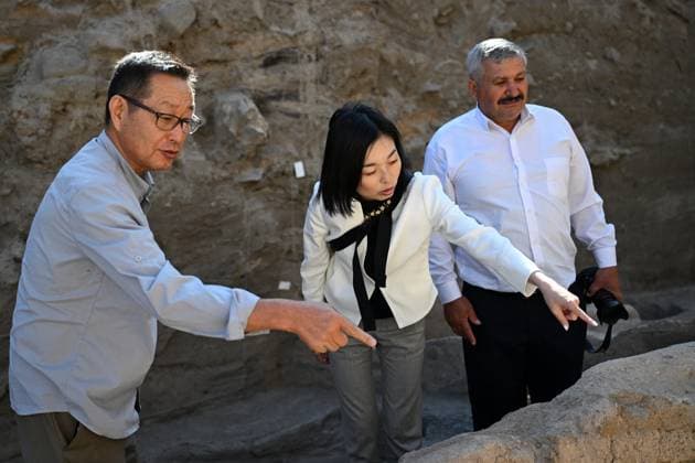 Princess Akiko of Mikasa of Japan visits the excavation site in Turkiye KIRSEHIR, TURKIYE - SEPTEMBER 18: Princess Akiko of Mikasa of Japan visits the Kaman-Kalehoyuk excavation site, supported by the Japanese Government on September 18, 2025 in Kaman district of Kirsehir, Turkiye. Sercan Kucuksahin Anadolu Kirsehir Turkey. Editorial use only. Please get in touch for any other usage.  Copyright: x2025xAnadoluxSercanxKucuksahinx