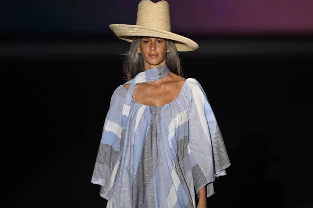 Madrid Fashion Week, The Label Edition Modenschau Mercedes Benz Madrid Fashion Week MADRID, SPAIN - SEPTEMBER 17: A model presents a creation from The Lebel Edition 2026 spring-summer collection during the Mercedes Benz Fashion Week at IFEMA in Madrid, Spain, on September 17, 2025. Burak Akbulut Anadolu Madrid Spain. Editorial use only. Please get in touch for any other usage.  Copyright: x2025xAnadoluxBurakxAkbulutx