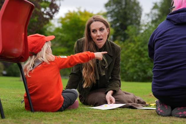 The Princess of Wales and Melania Trump meet Scouts The Princess of Wales and Melania Trump meet members of the Scouts Squirrels programme in Frogmore Gardens on the final day of US President Donald Trump s second state visit to the UK, at Windsor Castle, Windsor, Berkshire, UK, on the 18th September 2025. Picture by Yui Mok WPA-Pool Windsor Windsor Castle Berkshire United Kingdom  WHA-0803