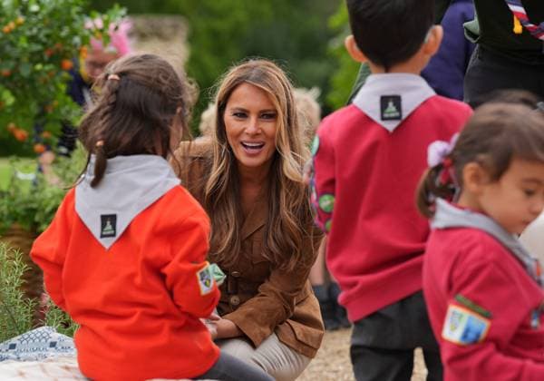 The Princess of Wales and Melania Trump meet Scouts The Princess of Wales and Melania Trump meet members of the Scouts Squirrels programme in Frogmore Gardens on the final day of US President Donald Trump s second state visit to the UK, at Windsor Castle, Windsor, Berkshire, UK, on the 18th September 2025. Picture by Yui Mok WPA-Pool Windsor Windsor Castle Berkshire United Kingdom  WHA-0803