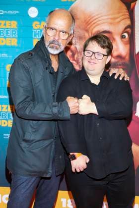abb Christoph Maria Herbst, Nico Randel as guests on the premiere tour for the film Ganzer halber Bruder at Holi Kino on 17 09 2025 in Hamburg