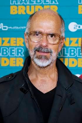 abb Christoph Maria Herbst as a guest on the premiere tour for the film Ganzer halber Bruder at Holi Kino on 17 09 2025 in Hamburg