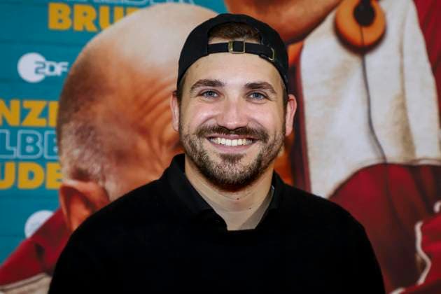 abb Christopher Schmmidt as a guest on the premiere tour of the film Ganzer halber Bruder at the Holi Kino on 17 09 2025 in Hamburg