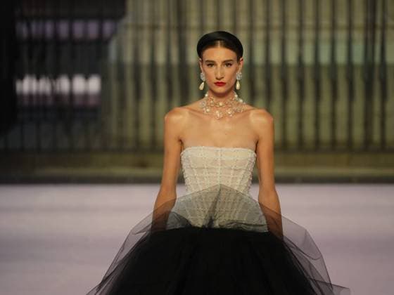 Carolina Herrera fashion show in Madrid s Plaza Mayor during MBFW, Madrid, September 18, 2025. Cordon Press 