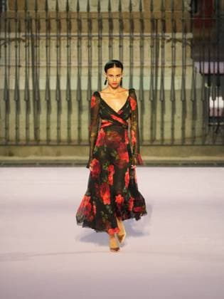 Carolina Herrera fashion show in Madrid s Plaza Mayor during MBFW, Madrid, September 18, 2025. Cordon Press 