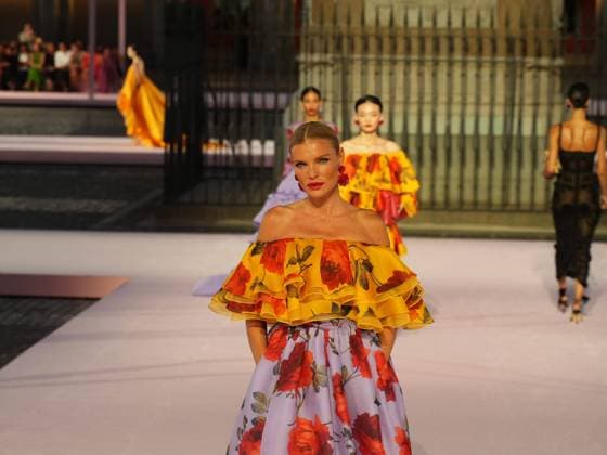 Carolina Herrera fashion show in Madrid s Plaza Mayor during MBFW, Madrid, September 18, 2025. Cordon Press 