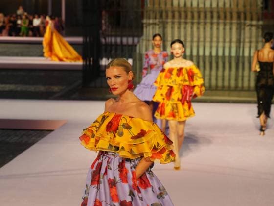 Carolina Herrera fashion show in Madrid s Plaza Mayor during MBFW, Madrid, September 18, 2025. Cordon Press 