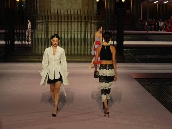 Carolina Herrera fashion show in Madrid s Plaza Mayor during MBFW, Madrid, September 18, 2025. Cordon Press 
