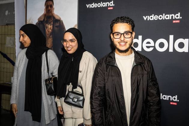 AMSTERDAM Cast and guests on the red carpet before the premiere of a broadcast of Tonnano at Studio Wieman. The six-part crime series will air on the streaming service Videoland. ANP DINGENA MOL netherlands out - belgium out  Copyright: xx x536773956x originalFilename: 536773956.jpg