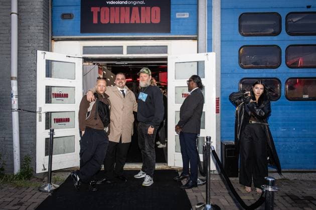 AMSTERDAM Cast and guests on the red carpet before the premiere of a broadcast of Tonnano at Studio Wieman. The six-part crime series will air on the streaming service Videoland. ANP DINGENA MOL netherlands out - belgium out  Copyright: xx x536773983x originalFilename: 536773983.jpg