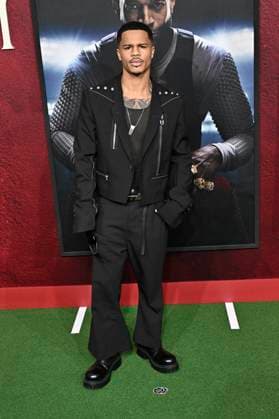 Ace Greene at the premiere of the movie Him The Greatest of All Time at the TCL Chinese Theatre Los Angeles, 17 09 2025 Foto:xD.xStarbuckx xFuturexImagex him_5814