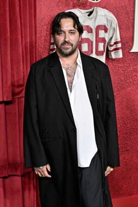 Bobby Krlic at the premiere of the movie Him The Greatest of All Time at the TCL Chinese Theatre Los Angeles, 17 09 2025 Foto:xD.xStarbuckx xFuturexImagex him_5939
