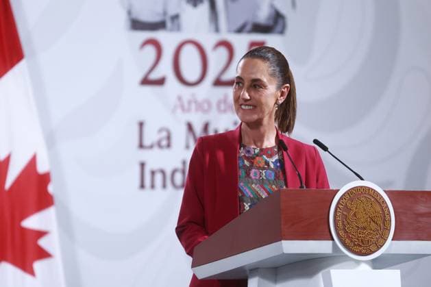 Mark Carney - Claudia Sheinbaum joint press conference MEXICO CITY, MEXICO - SEPTEMBER 18: Mexican President Claudia Sheinbaum attends a joint press conference with Prime Minister of Canada Mark Carney (not pictured) at the National Palace, in Mexico City, Mexico on September 18, 2025. According to the Canadian Government, the visit aims to elevate and broaden the bilateral relationship, with a focus on security, infrastructure, investment, energy, and trade. Daniel Cardenas Anadolu Mexico City Mexico. Editorial use only. Please get in touch for any other usage. Copyright: x2025xAnadoluxDanielxCardenasx