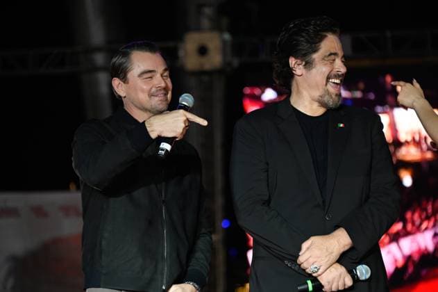 One Battle After Another Red Carpet Actors (L-R) Leonardo DiCaprio and Benicio del Toro attend the red carpet for ˜One Battle After Another™ fan event at Toreo Parque Central. on September 18, 2025 in Mexico City, Mexico. Mexico City CDMX Mexico Copyright: xCarlosxTischlerx