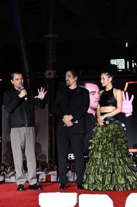 One Battle After Another Red Carpet (L-R) Leonardo DiCaprio, Benicio del Toro and Chase Infiniti attend the red carpet for ˜One Battle After Another™ fan event at Toreo Parque Central. on September 18, 2025 in Mexico City, Mexico. Mexico City CDMX Mexico Copyright: xCarlosxTischlerx