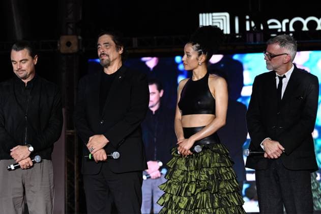 One Battle After Another Red Carpet (L-R) Leonardo DiCaprio, Benicio del Toro, Chase Infiniti and Director Paul Thomas Anderson attend the red carpet for ˜One Battle After Another™ fan event at Toreo Parque Central. on September 18, 2025 in Mexico City, Mexico. Mexico City CDMX Mexico Copyright: xCarlosxTischlerx