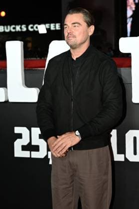 One Battle After Another Red Carpet Actor Leonardo DiCaprio attends the red carpet for ˜One Battle After Another™ fan event at Toreo Parque Central. on September 18, 2025 in Mexico City, Mexico. Mexico City CDMX Mexico Copyright: xCarlosxTischlerx