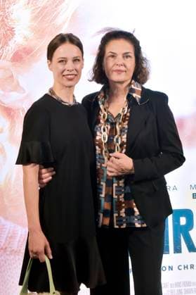 Paula Beer and Barbara Auer at the premiere of the film Miroirs No 3 at the Filmtheater am Friedrichshain Berlin, 18 09 2025 Foto:xM.xBehrensx xFuturexImagex miroirs_5910
