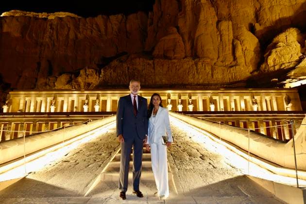 18-09-2025 Egypt Queen Letizia and King Felipe visited the Temple of Hatshepsut in Luxor on the 2nd day of the3 day statevisit to Egypt. Â  Copyright: xPPEx