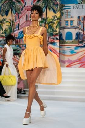 Paul Costelloe LFW SS26 Runway Show at the Waldorf. A model walks at the Paul Costelloe London Fashion Week SS26 Runway at the Waldorf., Credit:Lounis Tiar Avalon United Kingdom, London  Copyright: xLounisxTiarx xAvalonx 1038594590