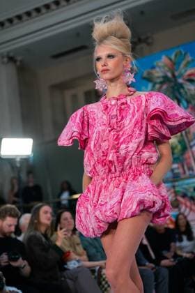 Paul Costelloe LFW SS26 Runway Show at the Waldorf. A model walks at the Paul Costelloe London Fashion Week SS26 Runway at the Waldorf., Credit:Lounis Tiar Avalon United Kingdom, London  Copyright: xLounisxTiarx xAvalonx 1038595022