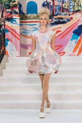 Paul Costelloe SS26 Show at London Fashion Week LONDON, UNITED KINGDOM - SEPTEMBER 19: A model walks the runway during Paul Costelloe Spring Summer 2026 show at London Fashion Week in London, United Kingdom on September 19, 2025. Wiktor Szymanowicz Anadolu London United Kingdom. Editorial use only. Please get in touch for any other usage.  Copyright: x2025xAnadoluxWiktorxSzymanowiczx