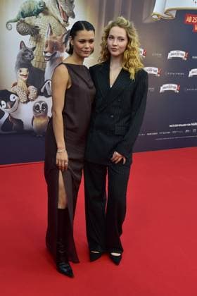 Premiere of THE SCHOOL OF MAGICAL ANIMALS Temilia Maier, Tomomi Themann, Arrival at the premiere of THE SCHOOL OF MAGICAL ANIMALS in Berlin on, 19 09 2025 09 2025 Photopress Mueller