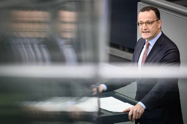 Berlin, Plenary session in the Bundestag Jens Spahn Chairman of the CDU CSU parliamentary group during the session of the German Bundestag on 17 09 2025 in Berlin Berlin Bundestag Berlin Germany