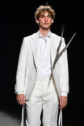 Mercedes-Benz Fashion Week Madrid A model walks the runway wearing a design by Baro Lucas during Mercedes-Benz Fashion Week de Madrid in IFERMA, 19 septiembre 2025 Spain Copyright: xx FOTO12734