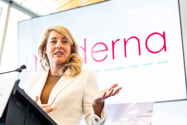 September 19, 2025, Laval, Qc, Canada: Minister of Innovation, Science and Industry of Canada, Melanie Joly gives remarks during an announcement at the Moderna offices in Laval, Que., on Friday, Sept. 19, 2025. Laval Canada - ZUMAc35_ 20250919_zaf_c35_067 Copyright: xChristopherxKatsarovx