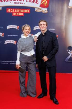 Premiere Die Schule der magischen Tiere 4 Emilia Pieske and Luis Vorbach at the premiere of the movie Die Schule der magischen Tiere 4 at Zoo Palast on 19 09 2025 in Berlin Copyright: xEventpressxKochanx