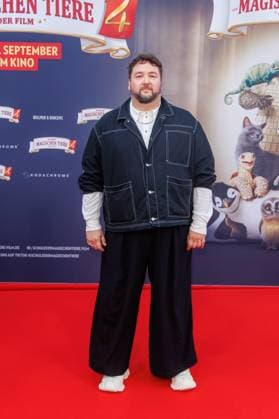 Premiere Die Schule der magischen Tiere 4 Daniel Zillmann at the premiere of the movie Die Schule der magischen Tiere 4 at Zoo Palast on 19 09 2025 in Berlin Copyright: xEventpressxKochanx