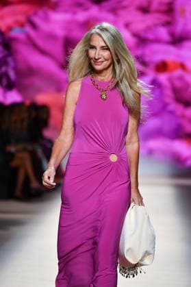Design by Lola Casademunt during Mercedes-Benz Fashion Week de Madrid in Spain - 20 Sept 2025 A model walks the runway wearing a design by Lola Casademunt during Mercedes-Benz Fashion Week de Madrid in IFERMA. Madrid Spain Copyright: xAtilanoxGarciax xSOPAxImagesx FOTO48517
