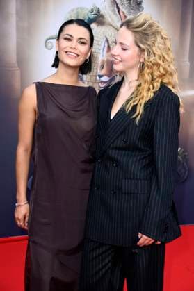 Tomomi Themann and Emilia Maier at the premiere of the movie Die Schule der magischen Tiere 4 at Zoo Palast Berlin, 19 09 2025 Foto:xN.xKubelkax xFuturexImagex tiere_berlin_5921