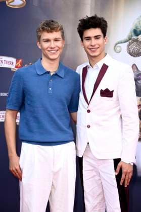 Leonard Conrads and Loris Sichrovsky at the premiere of the movie Die Schule der magischen Tiere 4 at Zoo Palast Berlin, 19 09 2025 Foto:xN.xKubelkax xFuturexImagex tiere_berlin_5924