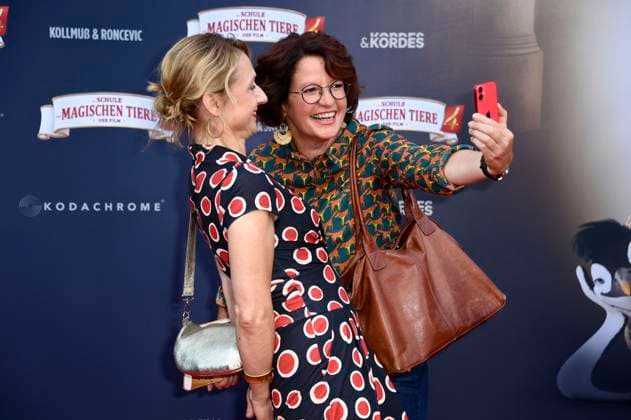 Christina Große and Margit Auer at the premiere of the movie Die Schule der magischen Tiere 4 at Zoo Palast Berlin, 19 09 2025 Foto:xN.xKubelkax xFuturexImagex tiere_berlin_5962